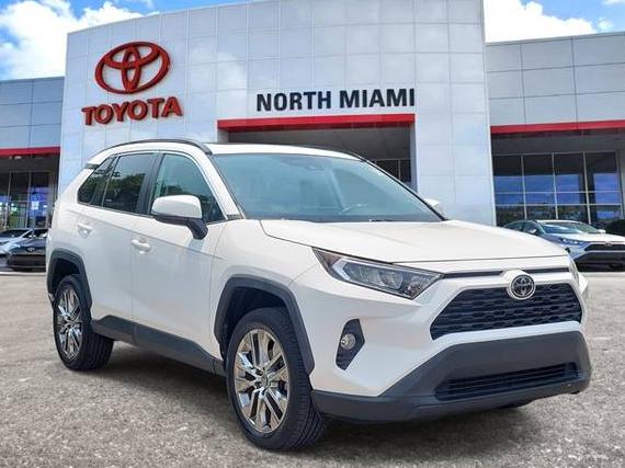 TOYOTA RAV4 2020 2T3C1RFV4LW061630 image