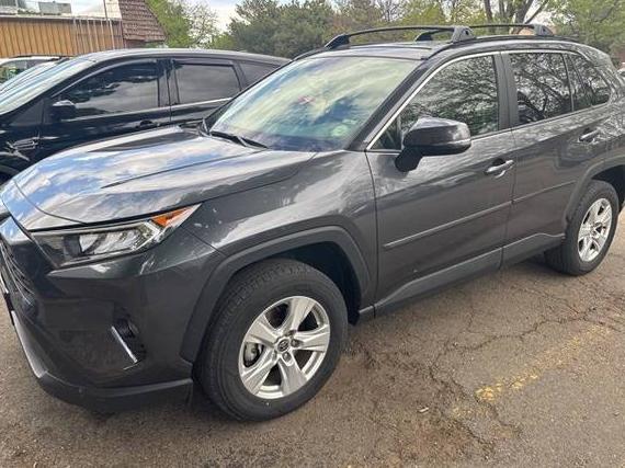 TOYOTA RAV4 2020 JTMP1RFV7LD064858 image