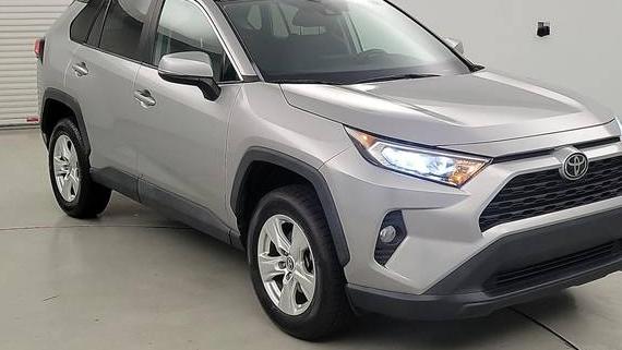 TOYOTA RAV4 2020 2T3W1RFV0LC069805 image