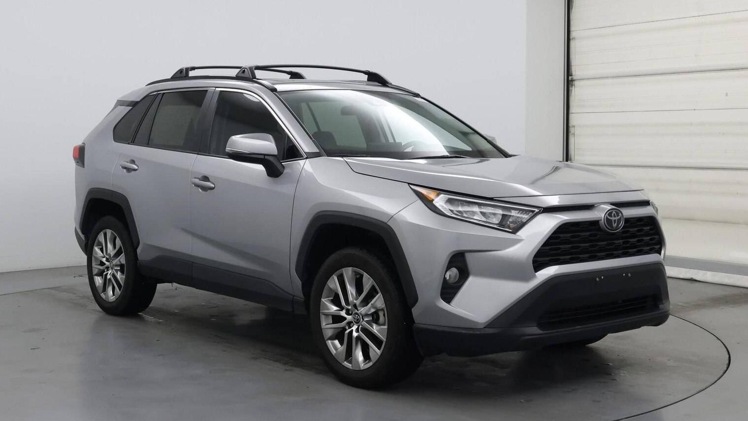 TOYOTA RAV4 2020 2T3C1RFV3LW103558 image