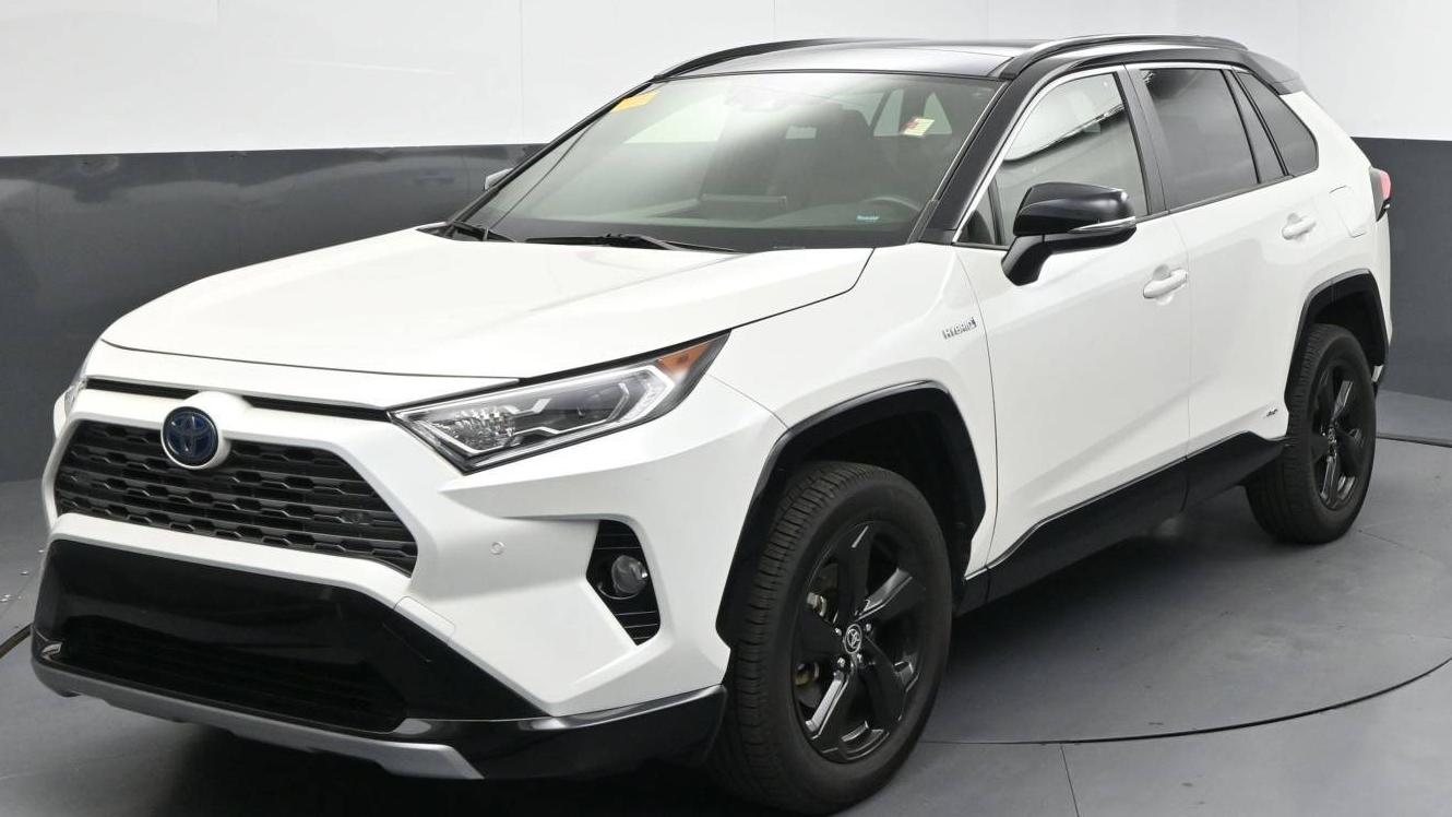 TOYOTA RAV4 2020 JTMEWRFV2LD538319 image