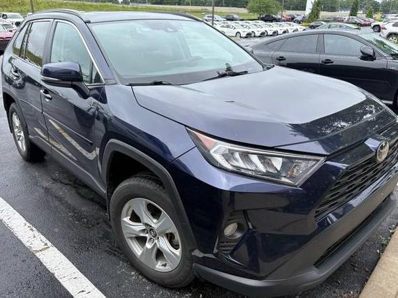 TOYOTA RAV4 2020 2T3P1RFV1LW135992 image