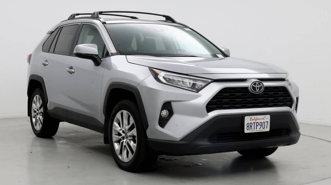 TOYOTA RAV4 2020 2T3C1RFV3LW088303 image