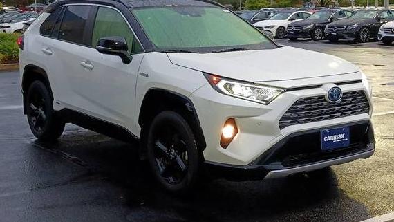 TOYOTA RAV4 2020 JTMEWRFV8LD530189 image