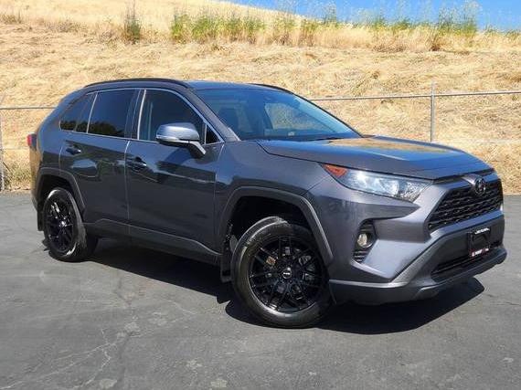 TOYOTA RAV4 2020 2T3K1RFV2LW080169 image