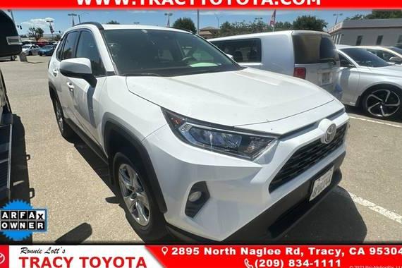 TOYOTA RAV4 2020 JTMP1RFV9LD050671 image