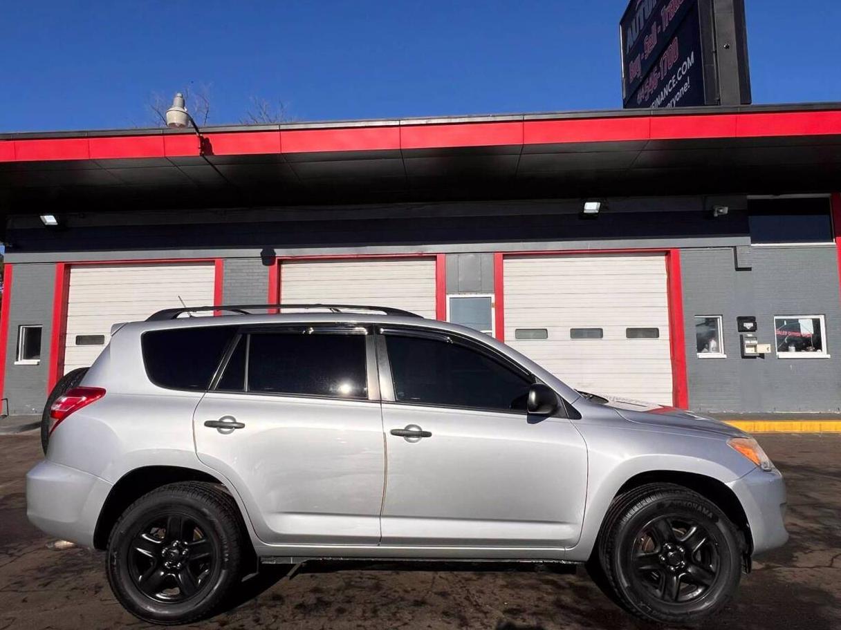 TOYOTA RAV4 2011 2T3ZF4DVXBW055783 image