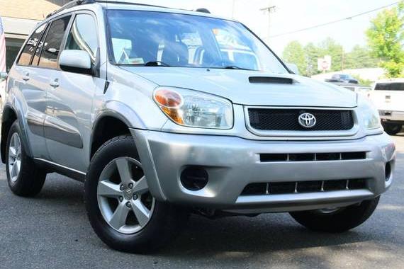 TOYOTA RAV4 2005 JTEHD20V856028031 image