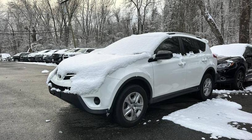 TOYOTA RAV4 2015 JTMBFREV0FJ047662 image