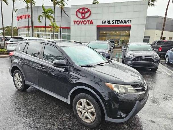 TOYOTA RAV4 2015 2T3ZFREV3FW182117 image