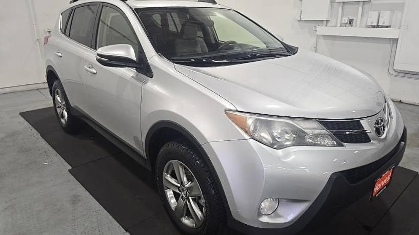 TOYOTA RAV4 2015 JTMWFREV4FJ042062 image