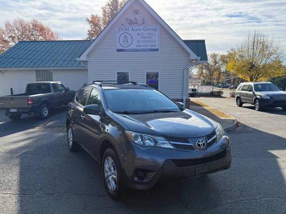 TOYOTA RAV4 2015 JTMBFREV9FJ034022 image