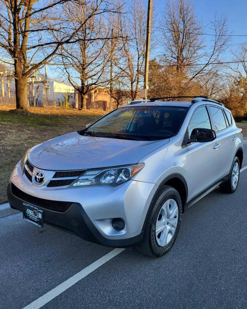 TOYOTA RAV4 2015 JTMBFREV9FJ048261 image