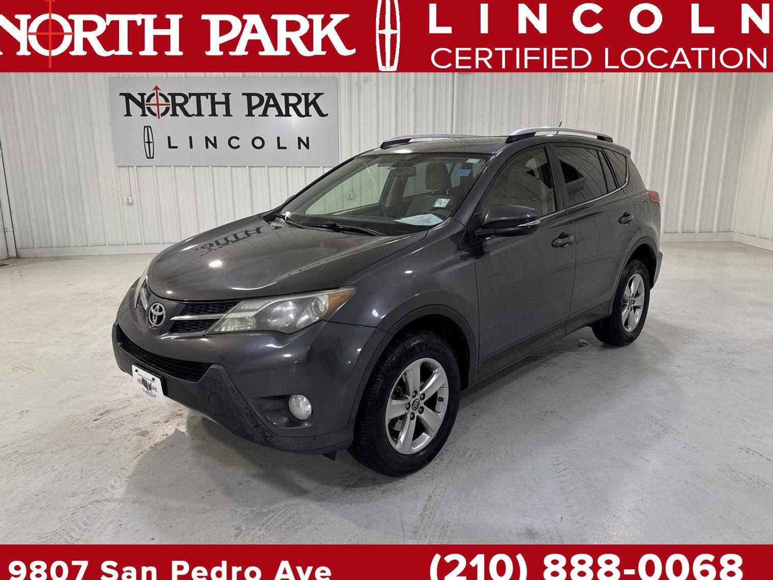 TOYOTA RAV4 2015 JTMWFREV2FJ045848 image