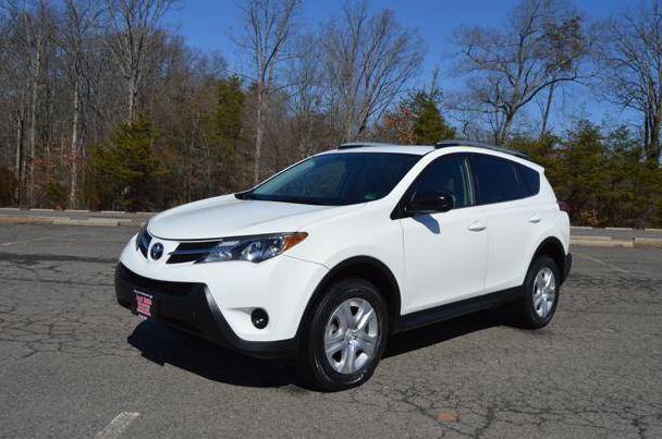 TOYOTA RAV4 2015 JTMZFREV7FJ050203 image