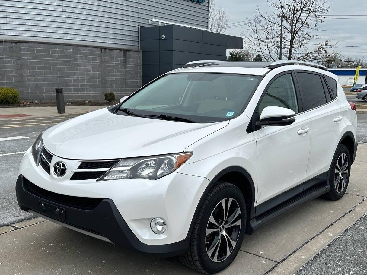 TOYOTA RAV4 2015 2T3DFREV3FW259675 image