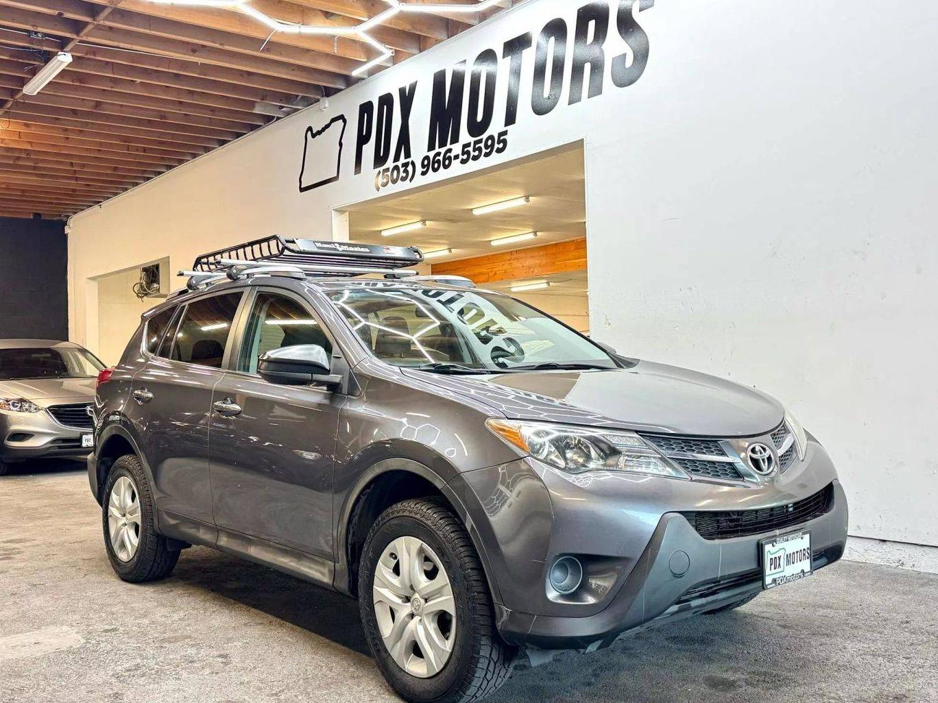 TOYOTA RAV4 2015 2T3BFREV8FW333812 image