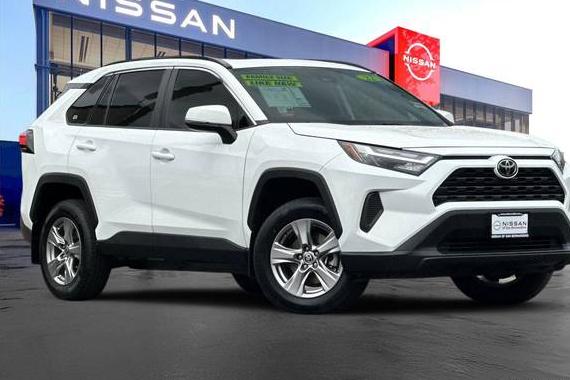 TOYOTA RAV4 2022 2T3W1RFV1NW195219 image TOYOTA RAV4 2022 2T3W1RFV1NW195219 image