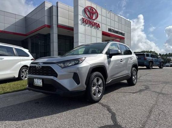 TOYOTA RAV4 2022 JTMMWRFV1ND152537 image