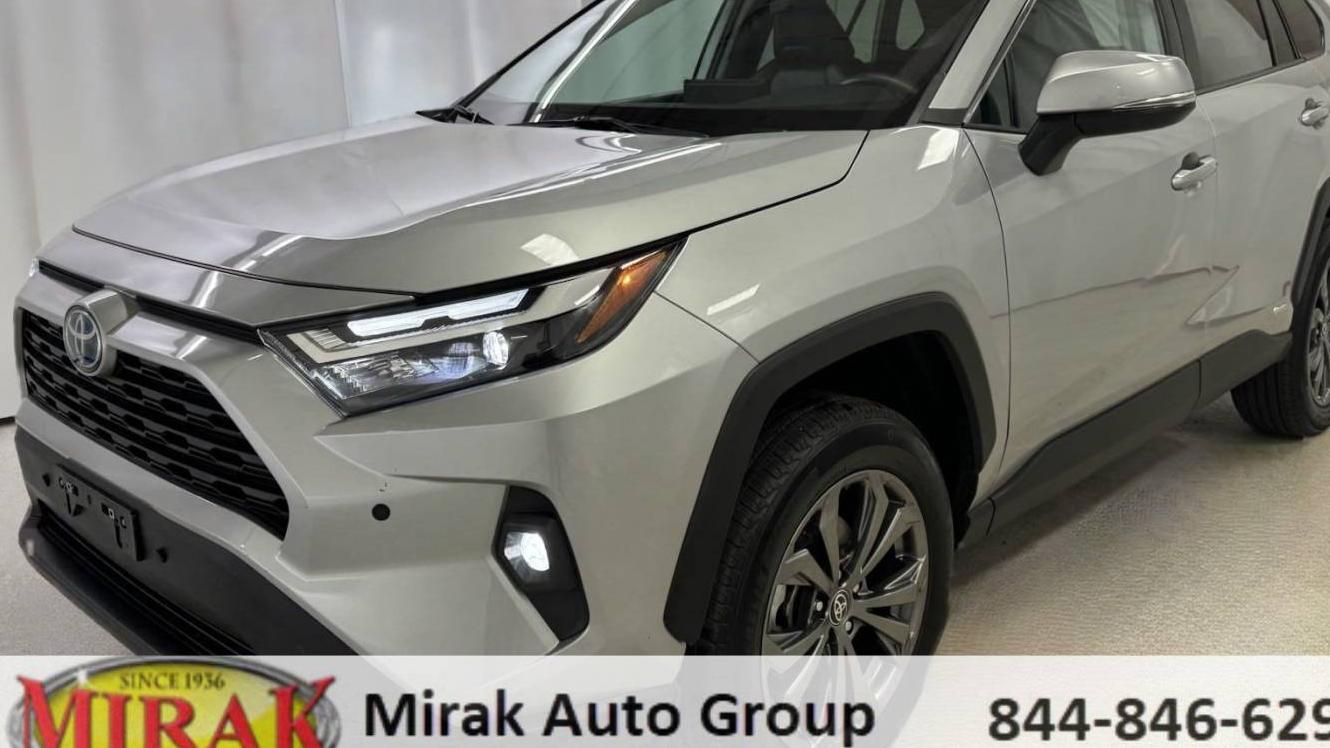 TOYOTA RAV4 2022 2T3B6RFV5NW034498 image