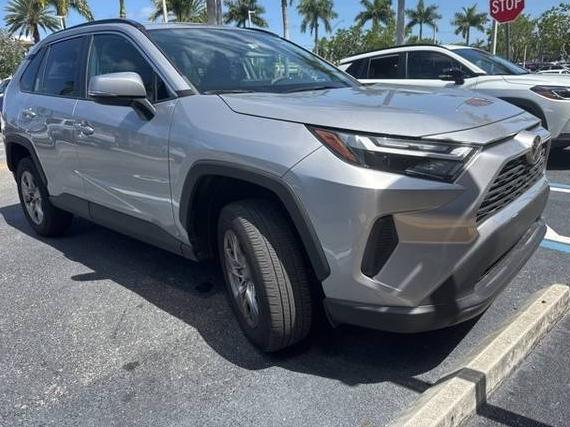 TOYOTA RAV4 2022 2T3W1RFV7NC196909 image