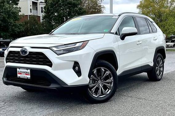 TOYOTA RAV4 2022 2T3B6RFV4NW037473 image TOYOTA RAV4 2022 2T3B6RFV4NW037473 image