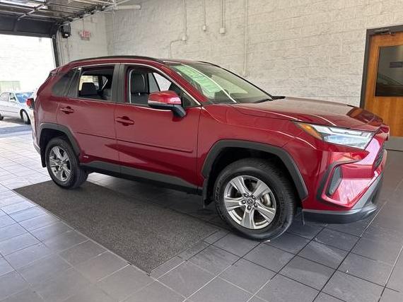 TOYOTA RAV4 2022 JTMRWRFV0ND147710 image