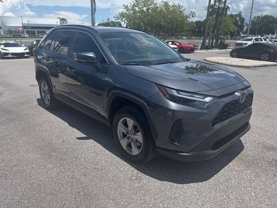 TOYOTA RAV4 2022 2T3W1RFV9NW228189 image