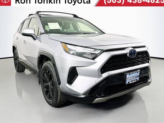 TOYOTA RAV4 2022 JTM16RFVXND069465 image