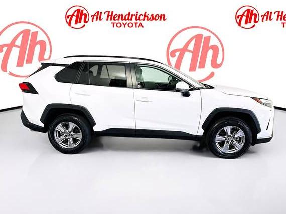 TOYOTA RAV4 2022 2T3W1RFV0NC199022 image