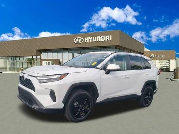 TOYOTA RAV4 2022 2T3W1RFV6NW215920 image