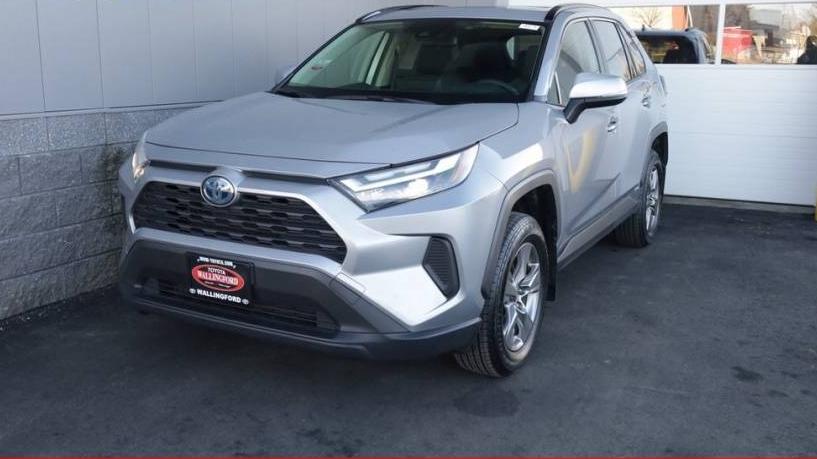 TOYOTA RAV4 2022 JTMRWRFVXND163350 image