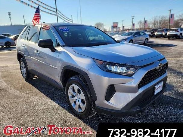 TOYOTA RAV4 2022 2T3F1RFV3NC264753 image