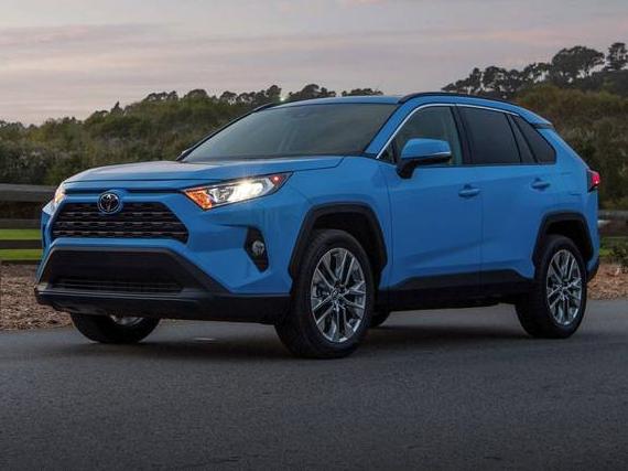 TOYOTA RAV4 2022 2T3A1RFV5NC323599 image
