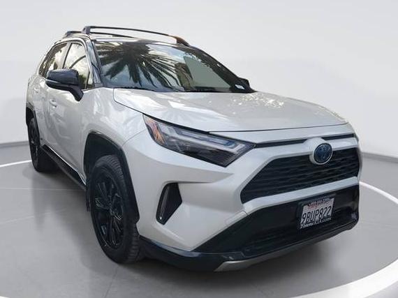 TOYOTA RAV4 2022 JTME6RFV0ND527628 image