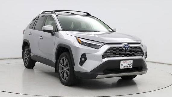 TOYOTA RAV4 2022 JTMD6RFVXND067745 image