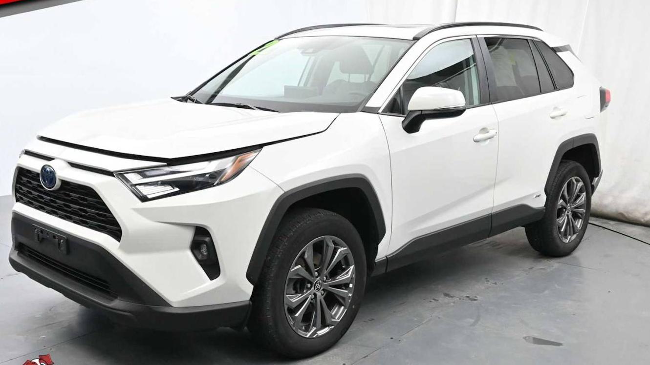 TOYOTA RAV4 2022 4T3B6RFV4NU067542 image