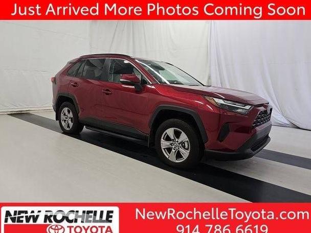 TOYOTA RAV4 2022 JTMP1RFV1ND089029 image