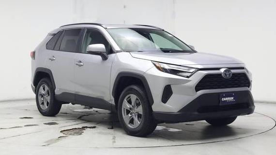 TOYOTA RAV4 2022 2T3RWRFV4NW136101 image