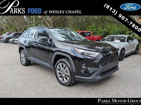 TOYOTA RAV4 2022 2T3C1RFV8NW227604 image TOYOTA RAV4 2022 2T3C1RFV8NW227604 image