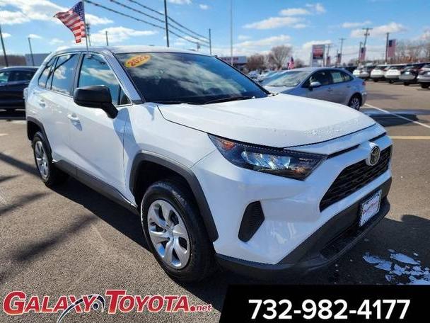 TOYOTA RAV4 2022 2T3F1RFV3NW271054 image