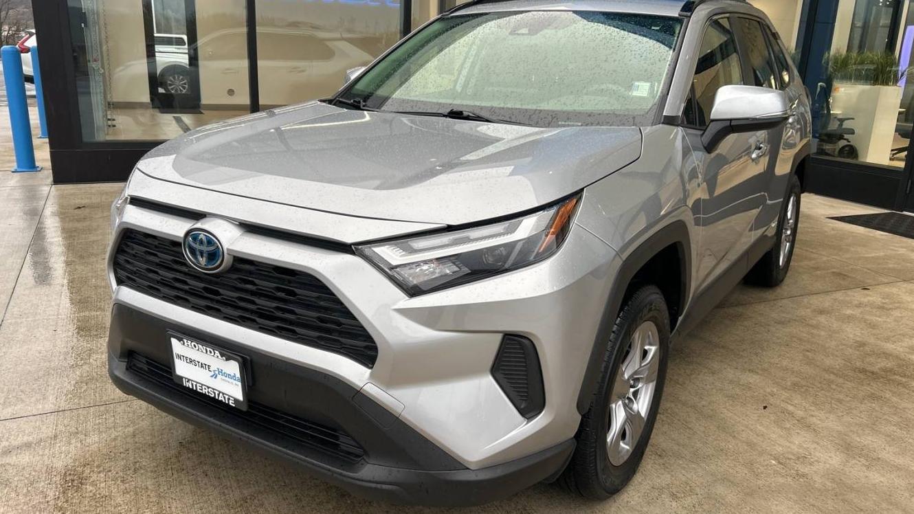 TOYOTA RAV4 2022 JTMRWRFV6NJ055177 image