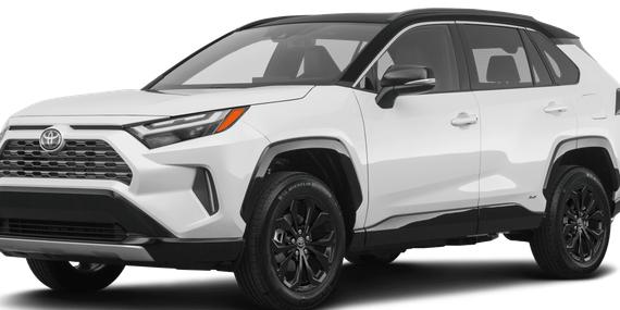 TOYOTA RAV4 2022 2T3E6RFV8NW037733 image