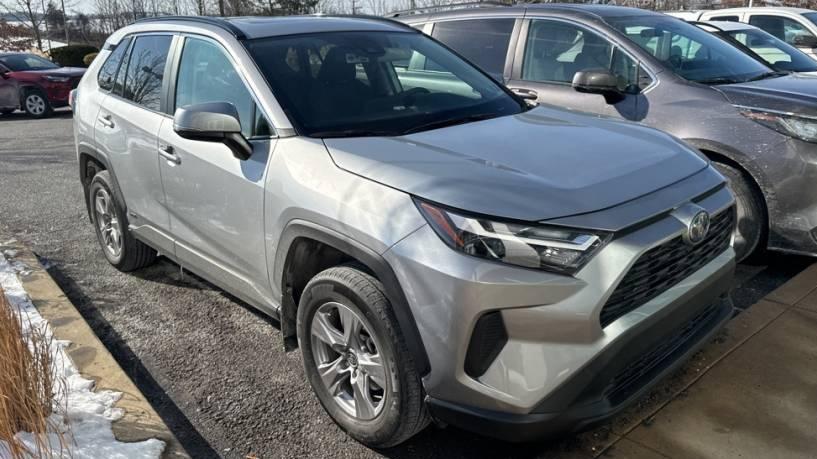 TOYOTA RAV4 2022 2T3RWRFV9NW139768 image