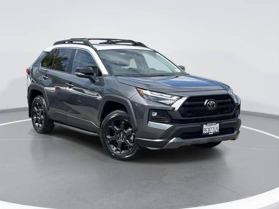 TOYOTA RAV4 2022 2T3S1RFV5NW318079 image