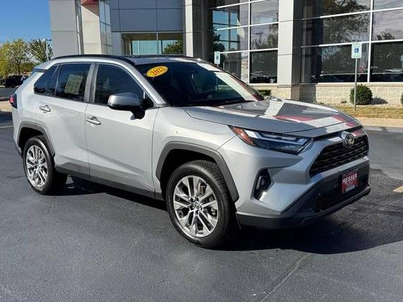 TOYOTA RAV4 2022 2T3A1RFV6NW310956 image TOYOTA RAV4 2022 2T3A1RFV6NW310956 image