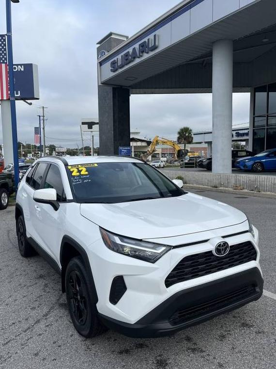 TOYOTA RAV4 2022 2T3W1RFV7NW236243 image
