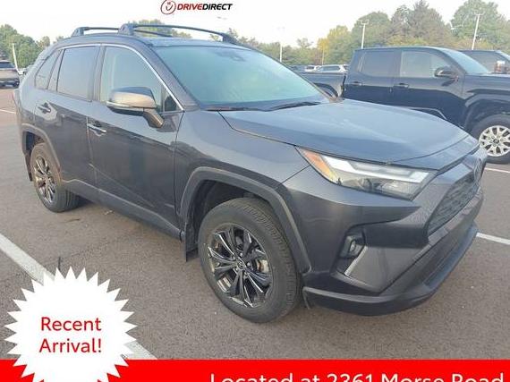 TOYOTA RAV4 2022 JTMB6RFV2NJ018810 image