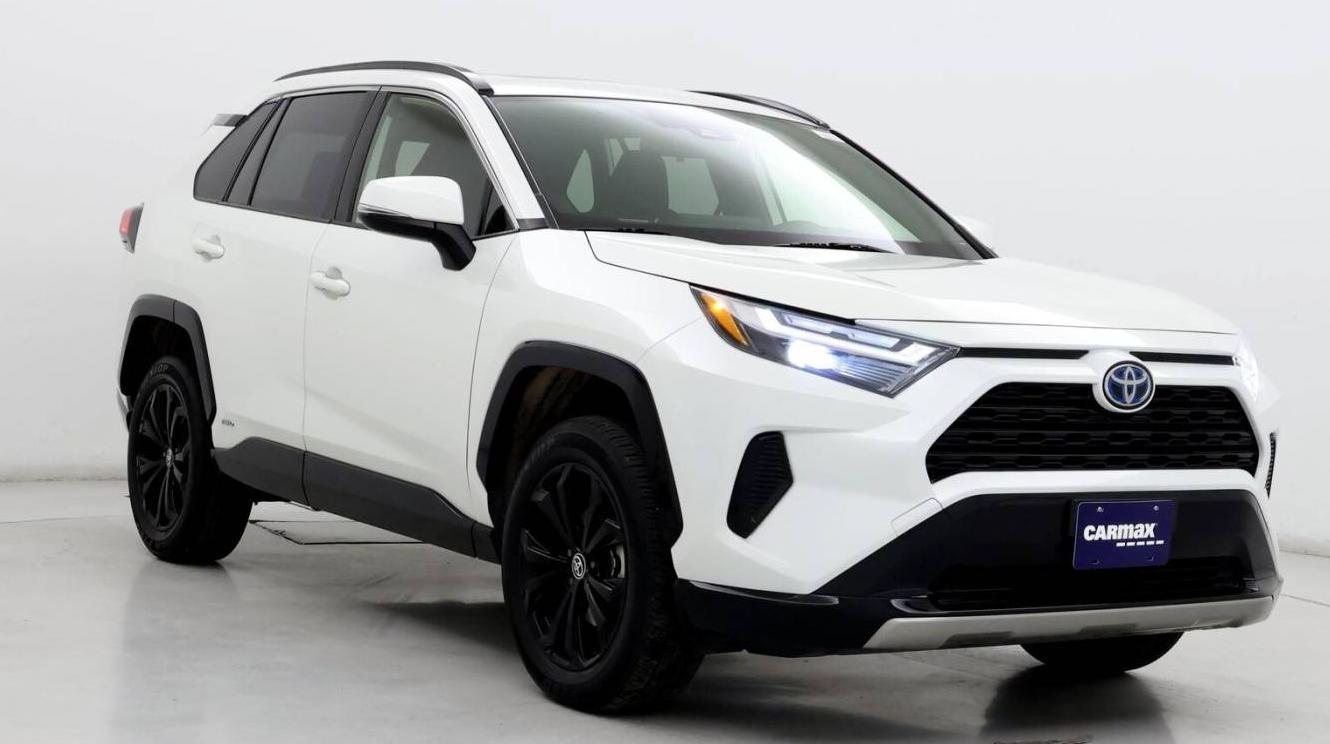 TOYOTA RAV4 2022 JTM16RFV3ND528433 image