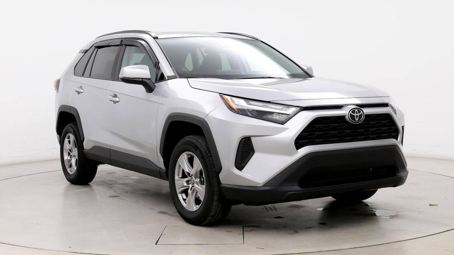 TOYOTA RAV4 2022 2T3W1RFV5NW237102 image